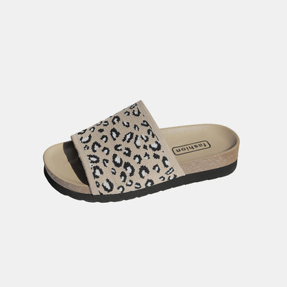 Sphynx Leopard Print Slides