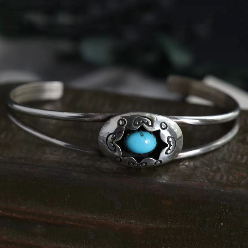 The Solitas Howlite Turquoise Cuff Bracelet